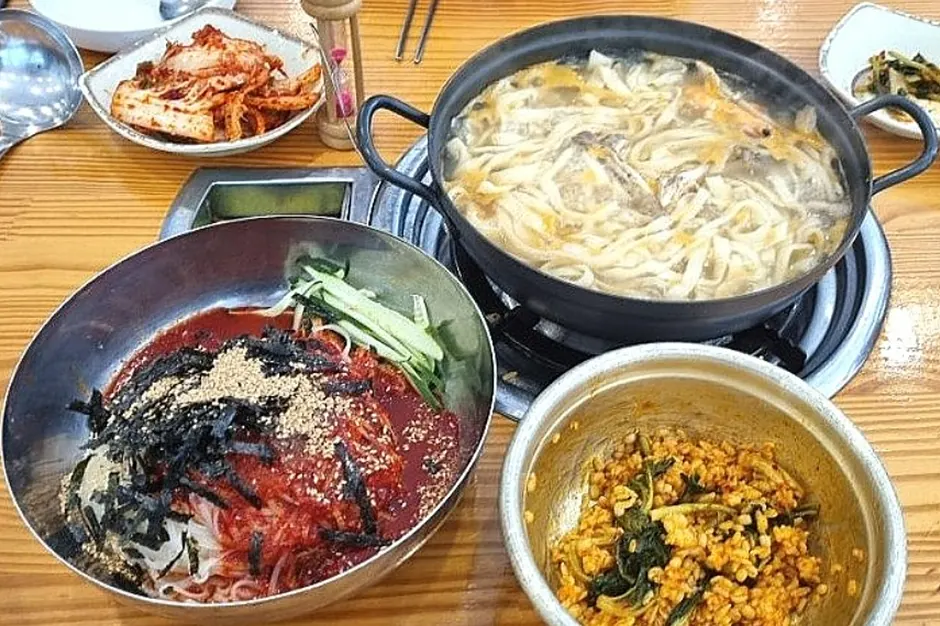 권오길손국수 본점