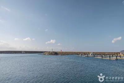 위미항