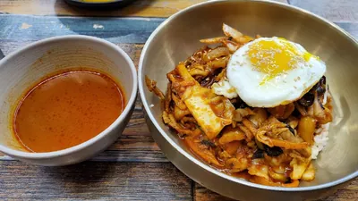 유창반점