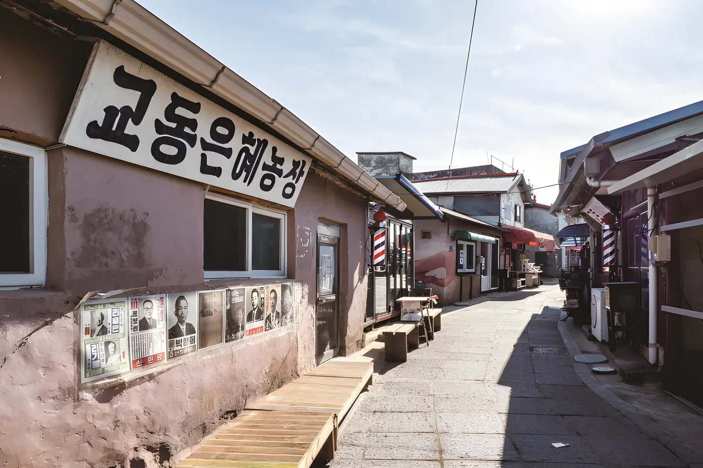 레트로 핫플레이스부터 최신 핫플레이스까지 뜨거운 핫 코스